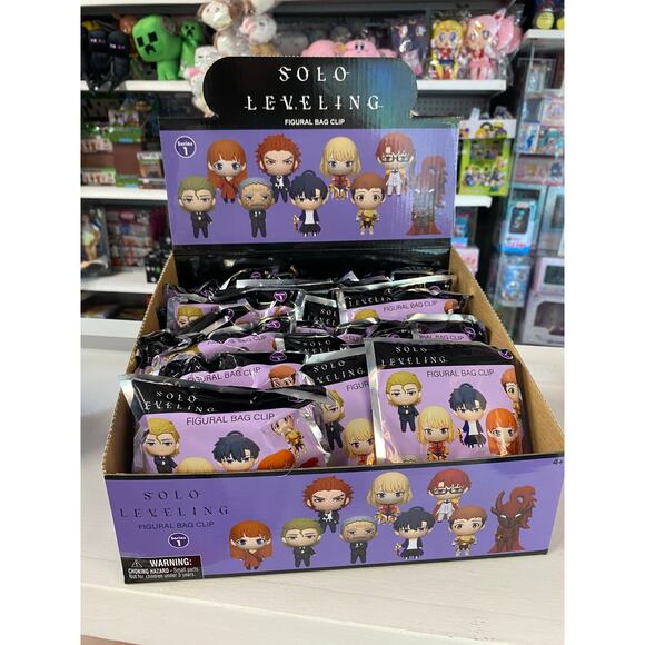 Solo Leveling 3D Figural Bag Clip Blind Bag - Picture 3 of 3